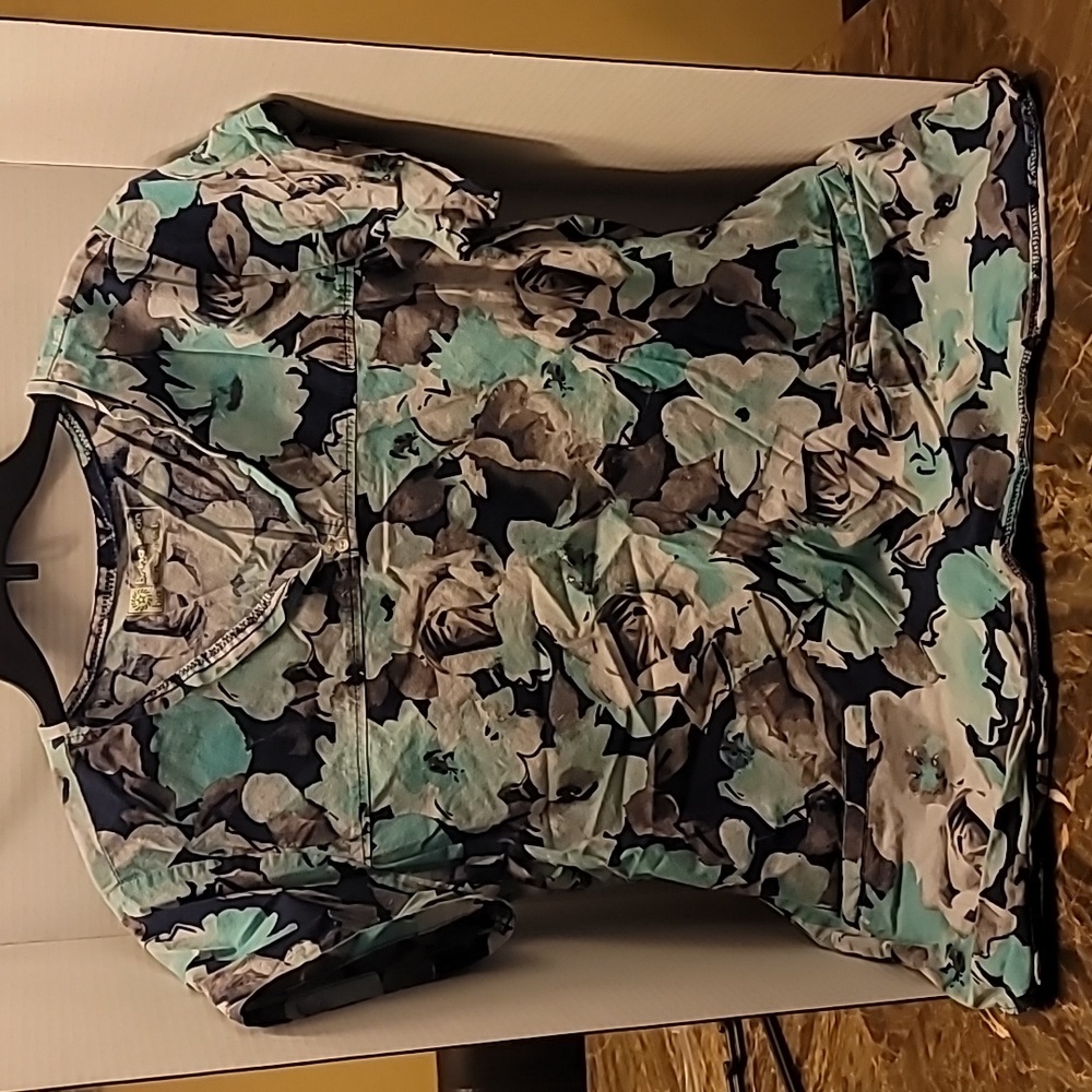 Scrub Top
